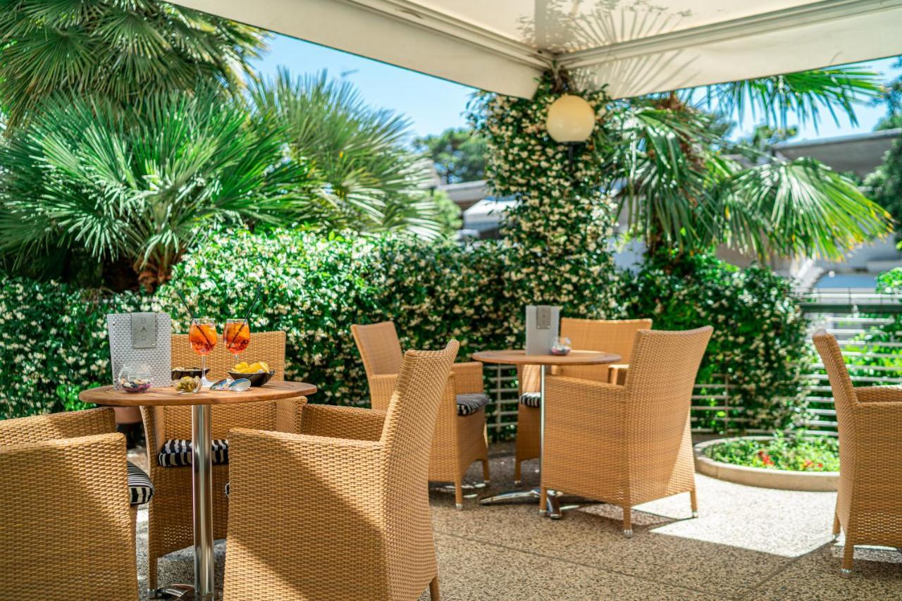 Hotel Medusa Splendid Lignano Sabbiadoro Bagian luar foto