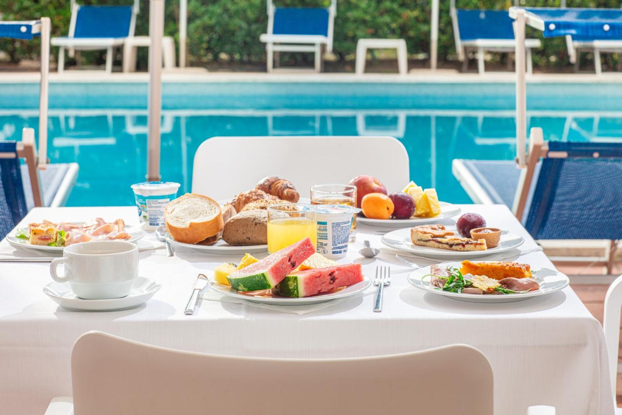 Hotel Medusa Splendid Lignano Sabbiadoro Bagian luar foto